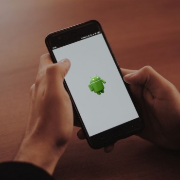 Correção de Sistema para Smartphone em Auxiliadora